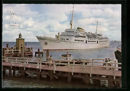 AK Cuxhaven, DES Passagierschiff Wappen von Hamburg an der Alten Liebe