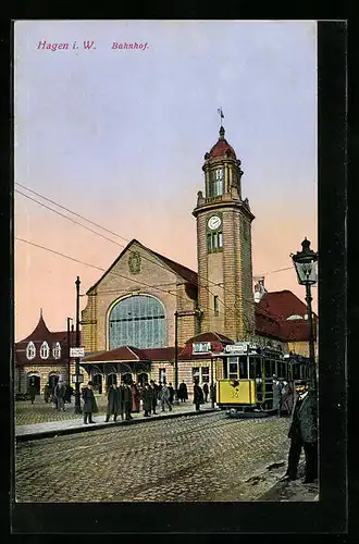 AK Hagen i. W., Bahnhof mit Strassenbahn