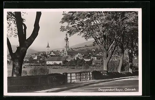 AK Deggendorf, Ortsansicht mit Kirche