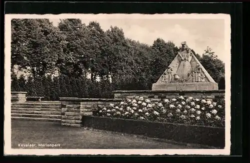 AK Kevelaer, Marienpark mit Standbild