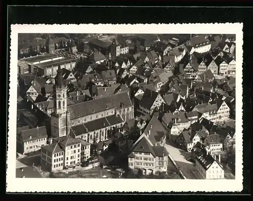 Foto-AK Urach /Württ., Teilansicht mit Kirche