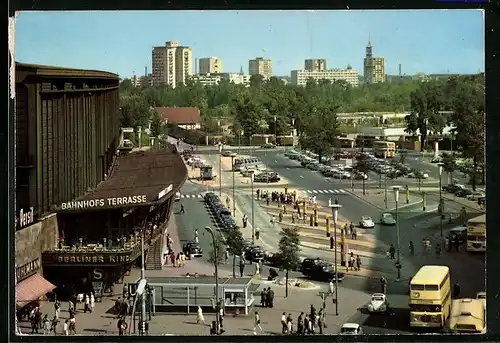 AK Berlin, Bahnhof Zoologischer Garten mit Hansaviertel, Bushaltestellen