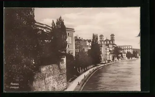 AK Passau, Jnnquai mit Wasser