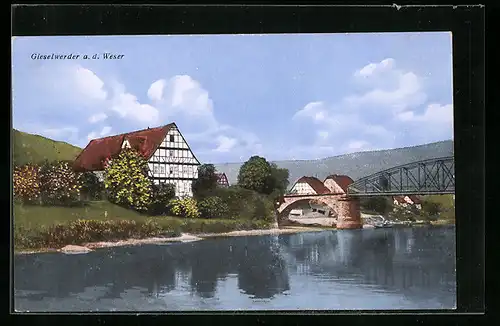 AK Gieselwerder a.d. Weser, Fachwerkhaus am Ufer, Brücke