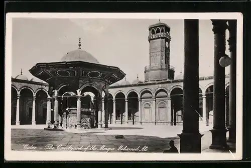 AK Cairo, The Courtyard of the Mosque Mohamed Ali