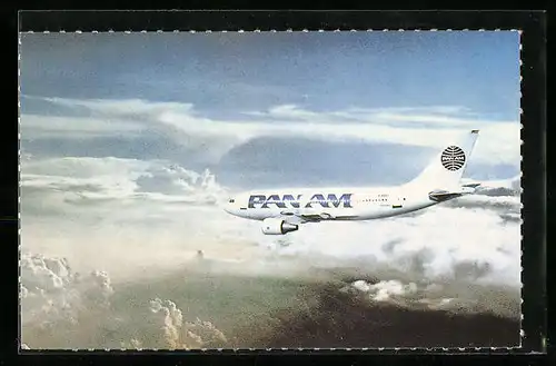 AK Flugzeug der Pan-Am im Flug über den Wolken