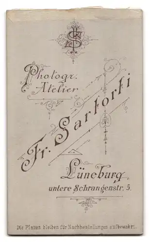 Fotografie Fr. Sartorti, Lüneburg, Untere Schrangenstr. 5, Eleganter Herr mit Oberlippenbart