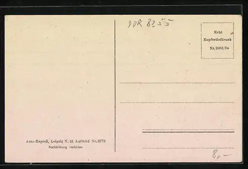 AK Neustadt i. Sa., Fliegeraufnahme mit Marktplatz und Kirche