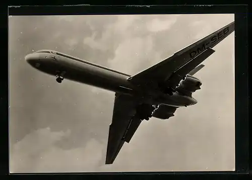 AK Das Turbinenstrahl-Verkehrsflugzeug IL-42 der Interflug