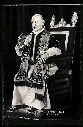 AK Papst Johannes XXIII. auf seinem Thron