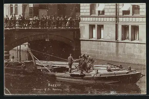 AK Hamburg, Baggerschiff bei der Arbeit, Fotoverlag Strumper & Co.