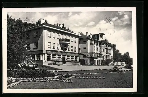 AK Lázne Luhacovice, Správa lázní a dum B. Smetany