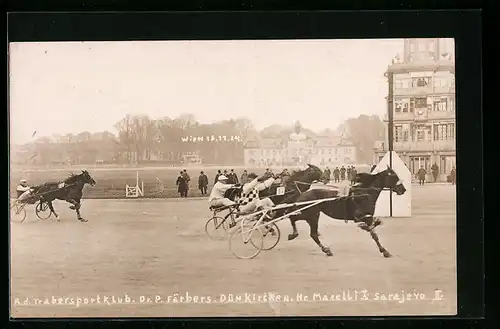 Foto-AK Wien, R. d. Trabersportklub, Dr. P. Färbers, Dünkirchen, Hr. Mazelli I., Sarajevo II., Pferderennen