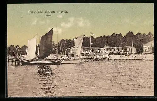 AK Grömitz i. Holst., Strand von der See aus gesehen