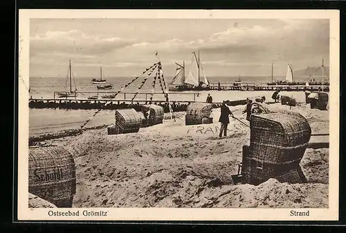 AK Grömitz i. Holst., Strand mit Badegästen