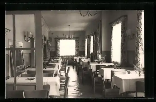 AK Masserberg / Thür., HO-Gaststätte Berghof, Innenansicht
