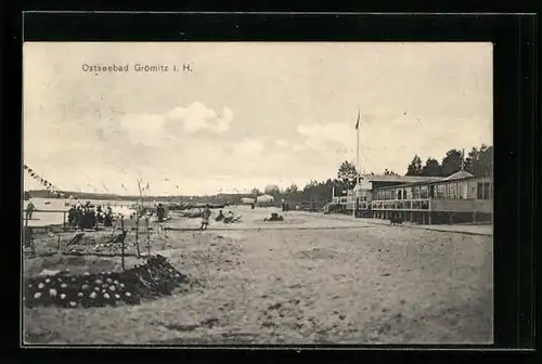 AK Grömitz i. H., Strandpanorama mit Badegästen