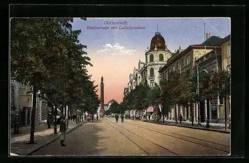 AK Darmstadt, Rheinstasse mit Geschäft und Ludwigssäule