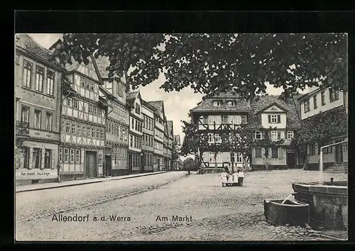 AK Allendorf a. Werra, am Brunnen auf dem Markt