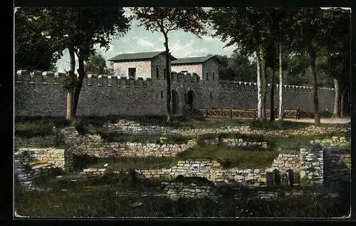 AK Bad Homburg vor der Höhe, Kastell Saalburg, die alten Mauern vor dem Tor