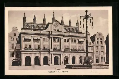 AK Rostock i. M., Fassade des Rathaus