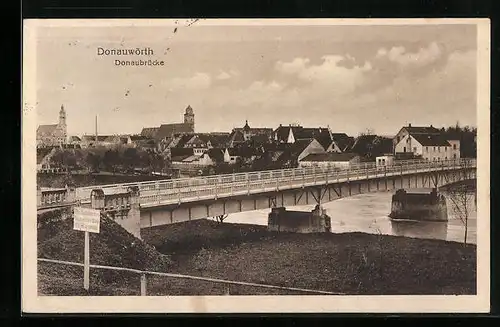 AK Donauwörth, Blick auf die Donaubrücke und die Stadt im Hintergrund