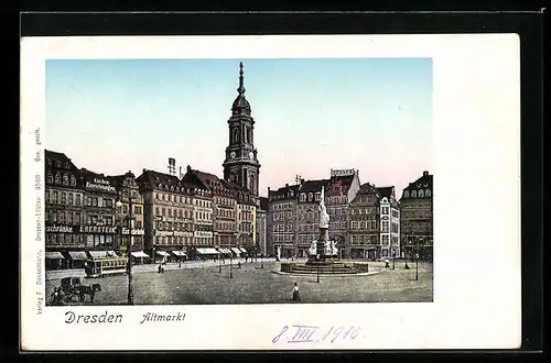 Goldfenster-AK Dresden, Altmarkt mit Rathaus und Brunnen mit leuchtenden Fenstern