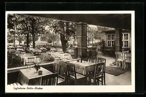 AK Berlin-Kladow, Hotel-Restaurant Seglerheim E. Weimann, Terrasse