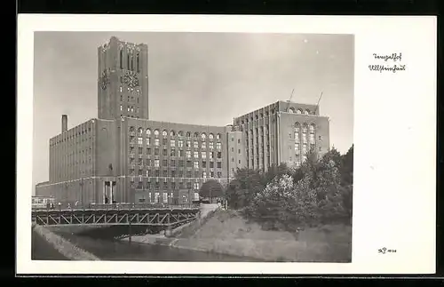 AK Berlin-Tempelhof, Ullsteinhaus mit Brücke