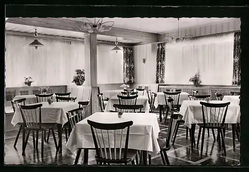 AK Freudenstadt-Lauterbad /Schwarzw., Gasthaus-Pension Berghof, Innenansicht