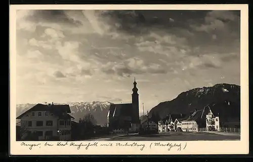 AK Anger bei Bad Reichenhall, Marktplatz mit Bergpanorama