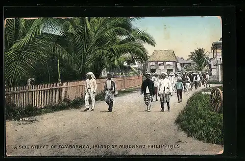 AK Zamboanga /Mindanao, Seitenstrasse mit Passanten