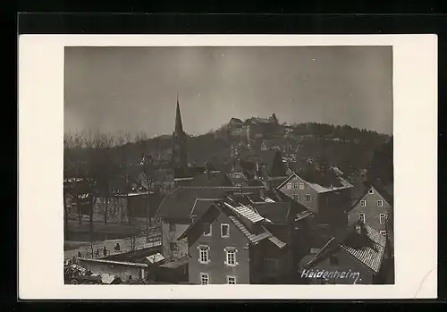 AK Heidenheim, Blick über die Dächer der Stadt zur Kirche hin