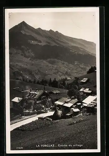 AK La Forclaz, Entrée du village