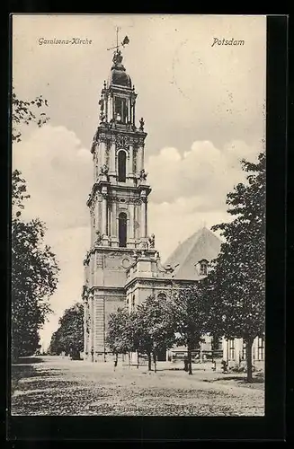 AK Potsdam, Garnisons-Kirche mit Strasse