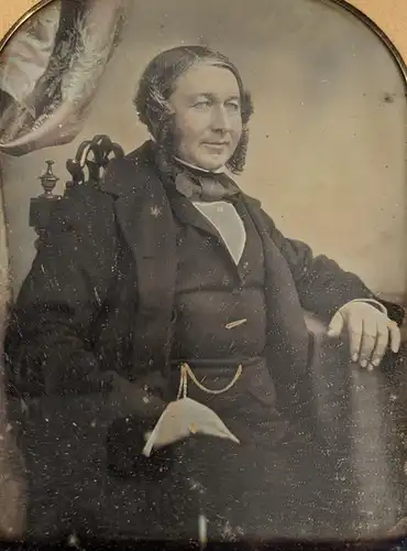 Fotografie Daguerreotypie 1 /4 Platte korpulenter jüdischer Kaufmann Schläfenlocken, koloriert, Passepartout hinter Glas