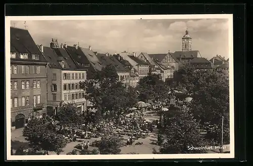 AK Schweinfurt, Sicht auf den gut besuchten Markt