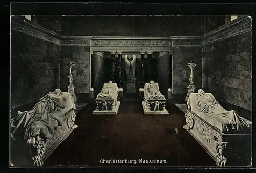 AK Berlin-Charlottenburg, Inneres des Mausoleum, Schlosspark Charlottenburg