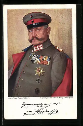 AK Portrait Generalfeldmarschall Paul von Hindenburg, in Uniform mit vielen Orden