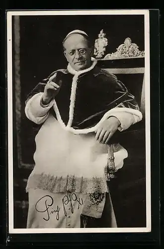 AK Portrait von Papst Pius XI. mit segnender Hand
