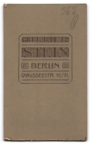 Fotografie Atelier Stein, Berlin, Chausseestrasse 70 /71, Kleine Mädchen mit Stupsnase