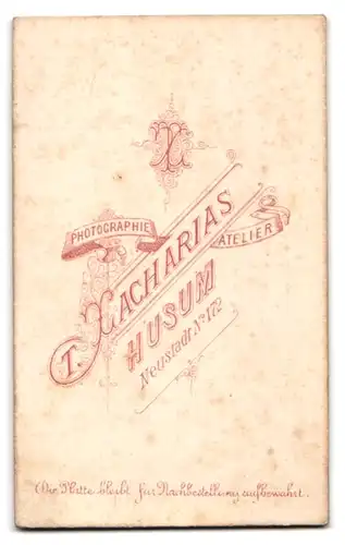 Fotografie T. Zacharias, Husum, Neustadt 172, Junge Dame mit Flechtfrisur