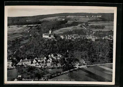 AK Reichenberg, Ortsansicht mit Schloss vom Flugzeug aus