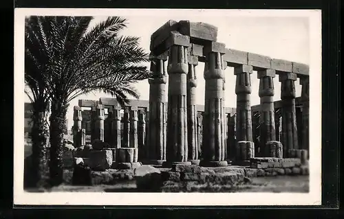 AK Luxor, Säulen im Tempel
