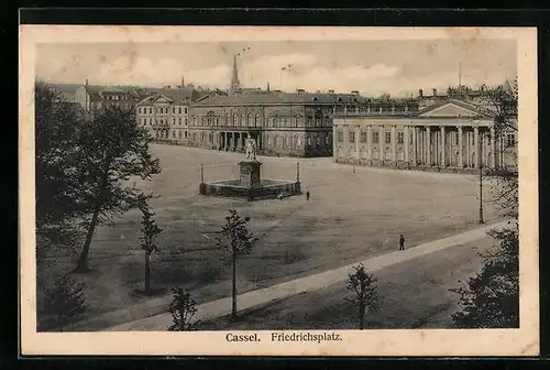 AK Cassel, Friedrichsplatz mit Denkmal