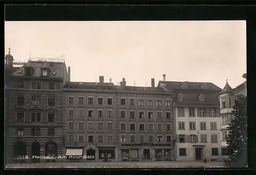AK Herisau, Häuserfassaden am Kirchplatz