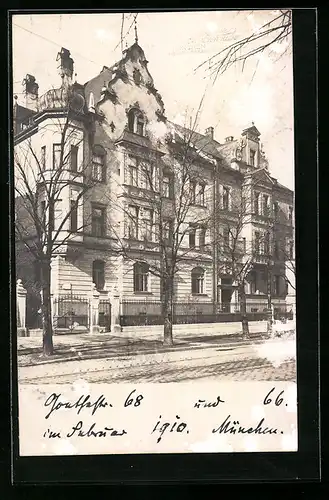 Foto-AK München, Haus in der Goethestrasse 68, mit Strasse