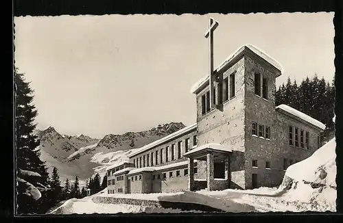AK Arosa, Neue kath. Kirche im Winter