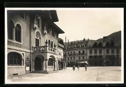 AK Vallorbe, le Casino mit Passanten