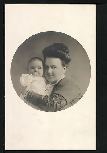 AK Königin Wilhelmina von den Niederlanden mit Prinzessin Juliana